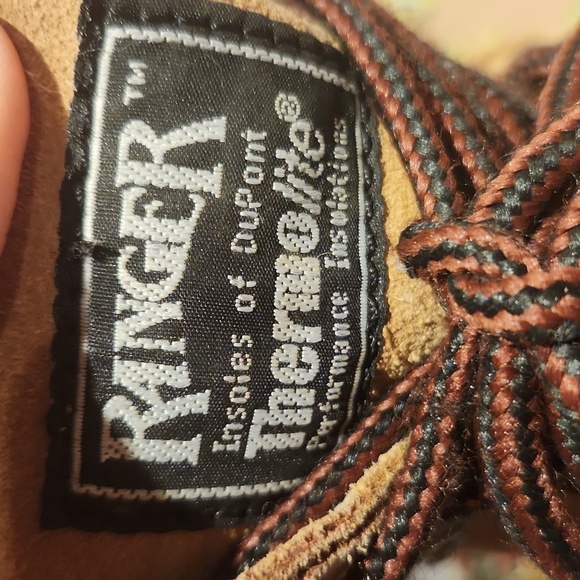 Boy's Ranger Suede and Black Rubber Insulated Boots Size 1 - Picture 10 of 10